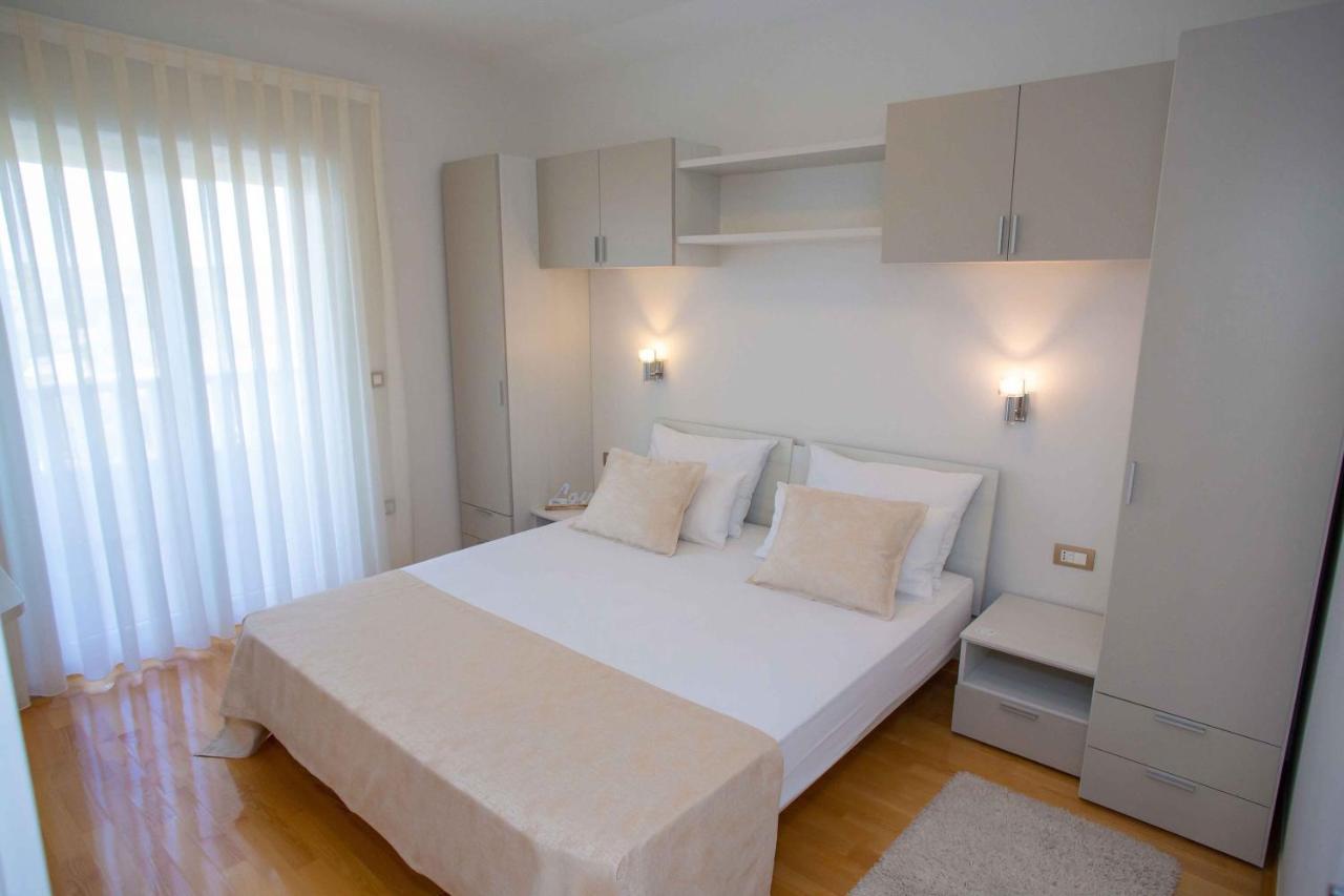 Apartamento Kings View Sarkic Novalja Exterior foto