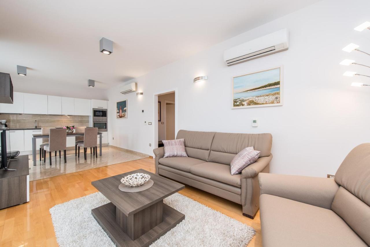 Apartamento Kings View Sarkic Novalja Exterior foto
