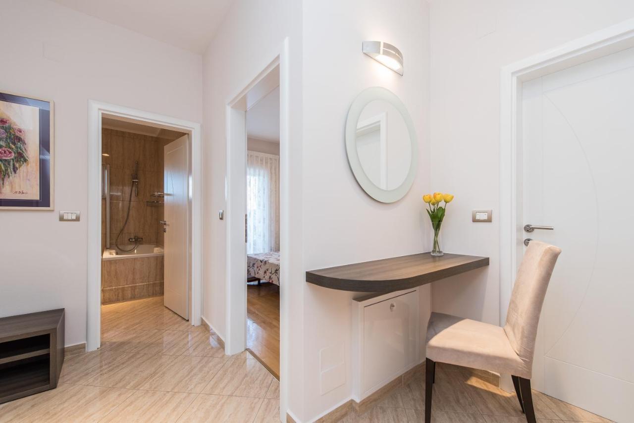 Apartamento Kings View Sarkic Novalja Exterior foto
