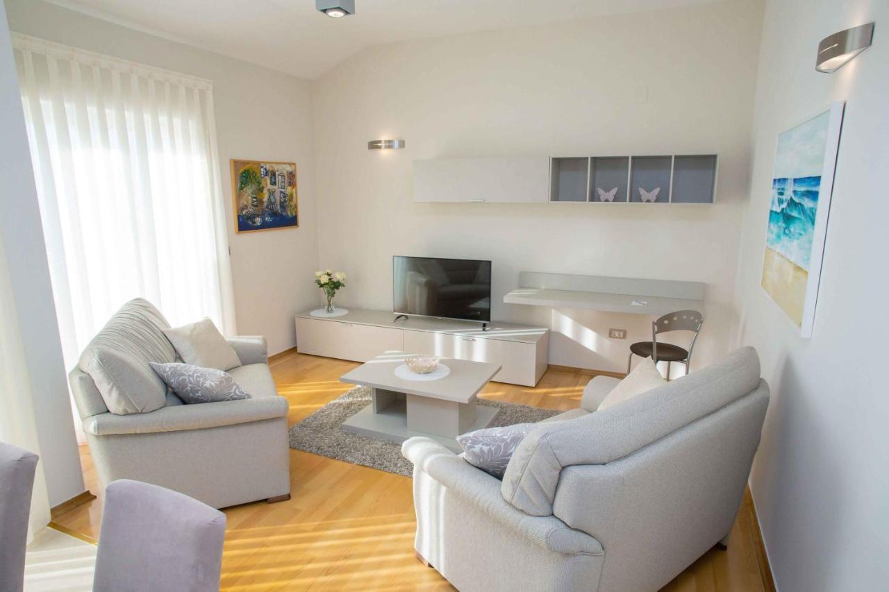 Apartamento Kings View Sarkic Novalja Exterior foto